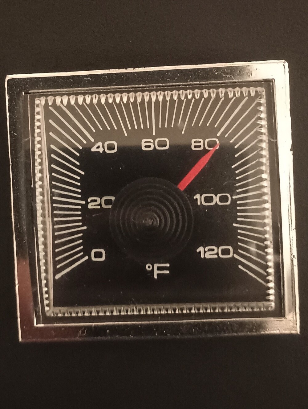 Vintage Square Car Dashboard Thermometer – Magnetic Stick-on (Fahrenheit)